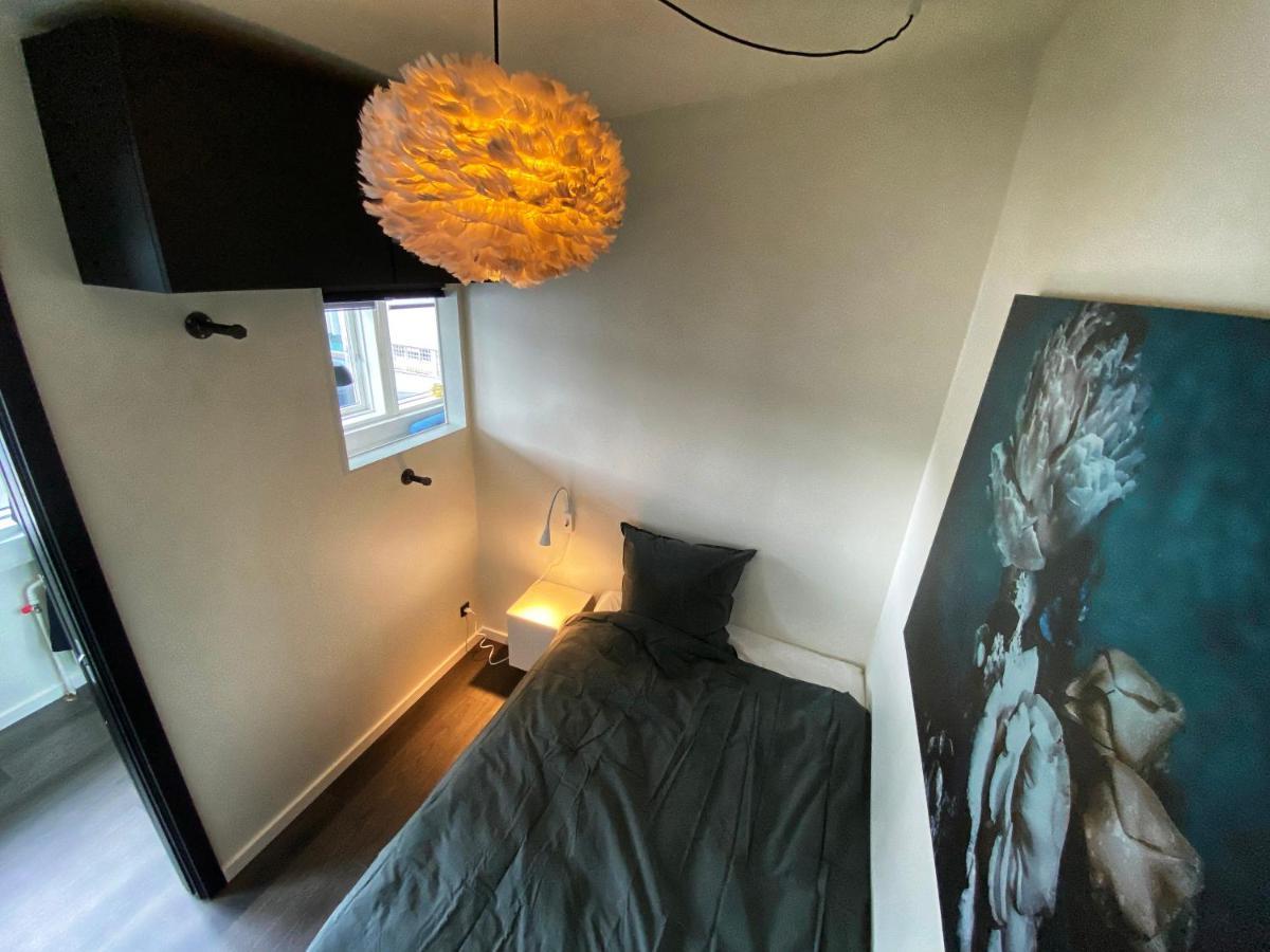 Broncks Apartment 2 - Modern 2-Bedroom In The Heart Of Τόρσχαβν Εξωτερικό φωτογραφία